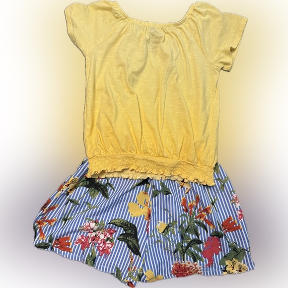 Yellow Top with Floral Striped Shorts* - Picture 2 of 2